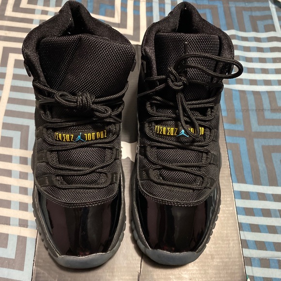 Shoes - Jordan’s package deal